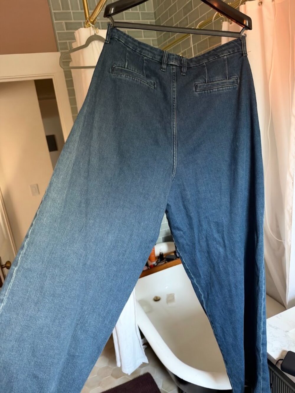 Good American Wide Leg Jeans